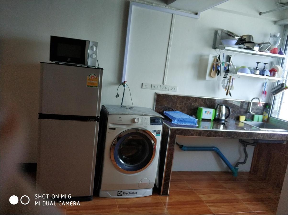 Studio Apartment 12 Floor Close To Mrt In Hua Mak Bangkok Eksteriør bilde